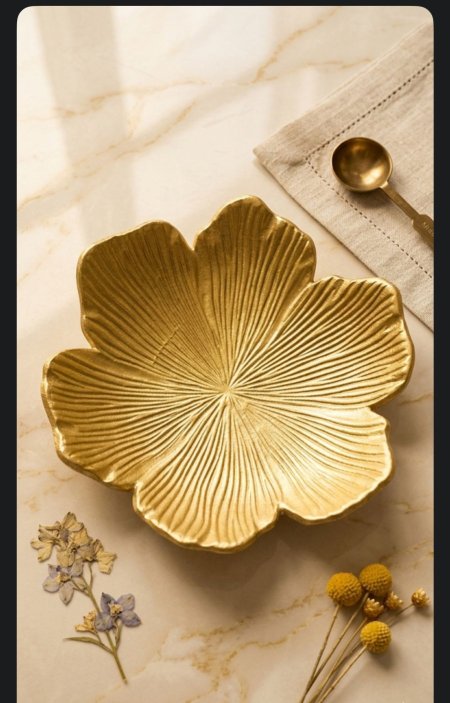 صحن تقديم شكل وردة